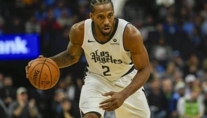  戈贝尔防守端统治油漆区，森林狼力克掘金抢占西部首位