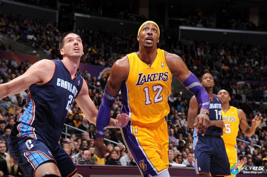  萨博尼斯制霸油漆区，国王双加时险胜开拓者